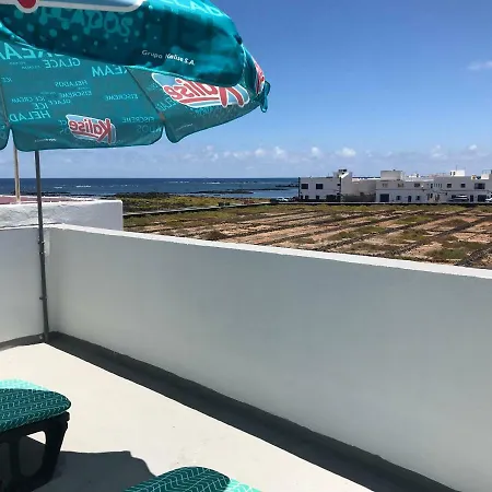 Isamar Playa Apartment Orzola