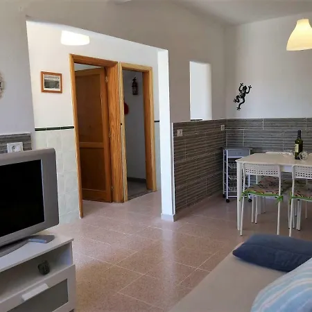 Isamar Playa Orzola