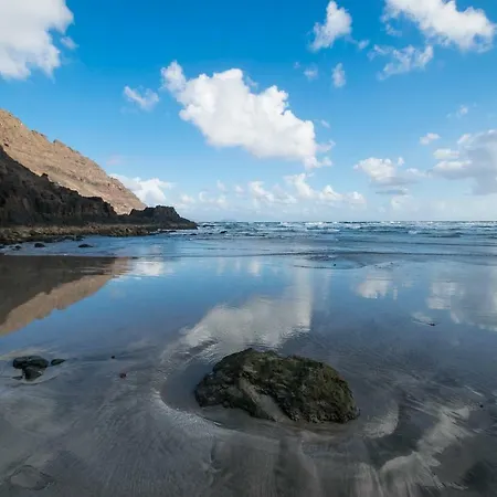 Isamar Playa Orzola